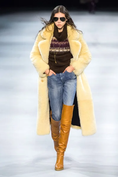 Look 5
